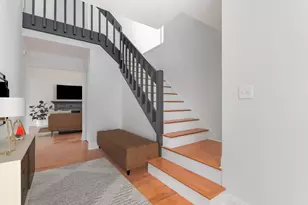 1598 Kirkwood Dr, Geneva, IL 60134 - Photo 2