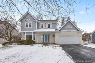 1N106 Papworth St, Carol Stream, IL 60188 - Photo 1