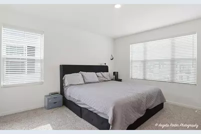 2117 Yellowstone Boulevard, Mundelein, IL 60060 - Photo 16