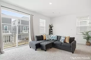 2117 Yellowstone Blvd, Mundelein, IL 60060 - Photo 10