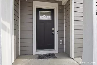 2117 Yellowstone Boulevard, Mundelein, IL 60060 - Photo 2