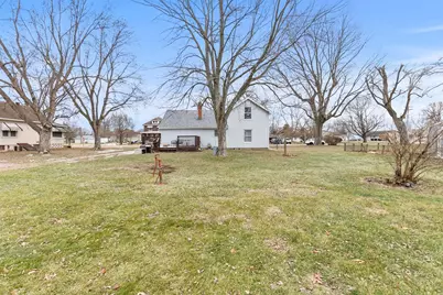 303 S Jackson Street, Gardner, IL 60424 - Photo 4