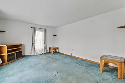 303 S Jackson Street, Gardner, IL 60424 - Photo 10