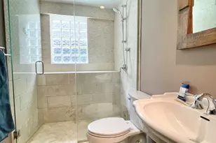 1633 N Humboldt Blvd, Chicago, IL 60647 - Photo 12