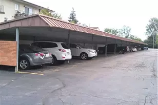 7540 W 111th St, Worth, IL 60482 - Photo 2