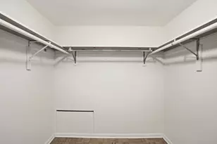 401 S Grove Ave, Oak Park, IL 60302 - Photo 4