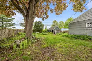 1042 Alfini Dr, Des Plaines, IL 60016 - Photo 10