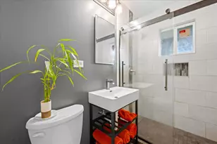 1042 Alfini Dr, Des Plaines, IL 60016 - Photo 8