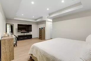 2035 S 11th Ave, Maywood, IL 60153 - Photo 14