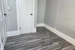 7 National St, Elgin, IL 60123 - Photo 6