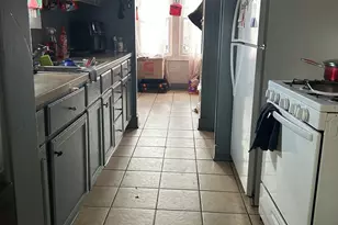 1123 Front St, Aurora, IL 60505 - Photo 8