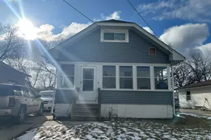 1123 Front St, Aurora, IL 60505 - Photo 1