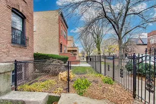 902 S Claremont Ave, Chicago, IL 60612 - Photo 4