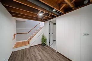 6814 N Dowagiac Ave, Chicago, IL 60646 - Photo 22