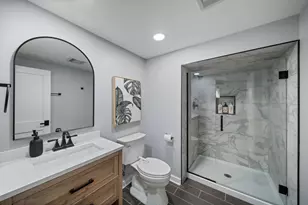 6814 N Dowagiac Ave, Chicago, IL 60646 - Photo 30