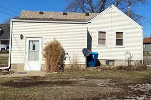 622 W North Street N, Pontiac, IL 61764 - Photo 4