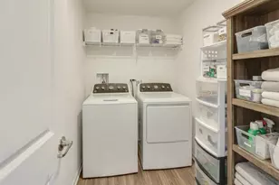 709 Neubauer Circle, Lindenhurst, IL 60046 - Photo 22