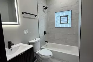 5252 W Berteau Ave, Chicago, IL 60641 - Photo 6