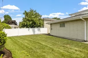 10420 Washington Ave, Oak Lawn, IL 60453 - Photo 20