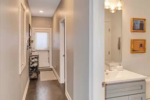 3640 N Damen Ave, Chicago, IL 60618 - Photo 12