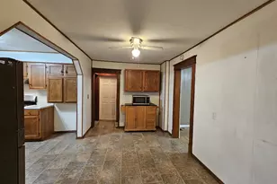 793 County Road 635 E, Wayne City, IL 62895 - Photo 18