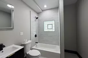 5252 W Berteau Ave, Chicago, IL 60641 - Photo 8