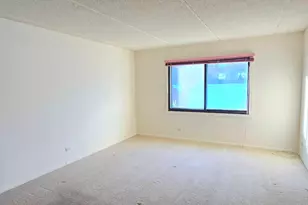 650 Whitney Ct, Gurnee, IL 60031 - Photo 16