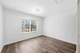 2330 Twilight Dr, Aurora, IL 60503 - Photo 10