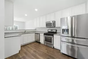 2330 Twilight Dr, Aurora, IL 60503 - Photo 2