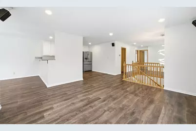 2330 Twilight Drive, Aurora, IL 60503 - Photo 4