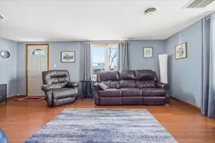 118 Florida Ave, Washington, IL 61571 - Photo 6