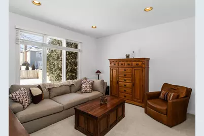 2008 Jordan Terrace, Buffalo Grove, IL 60089 - Photo 10