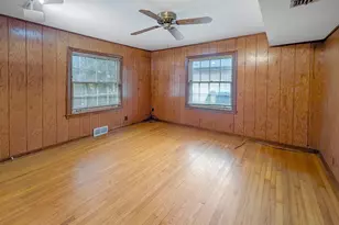 9319 N Knight Ave, Des Plaines, IL 60016 - Photo 6