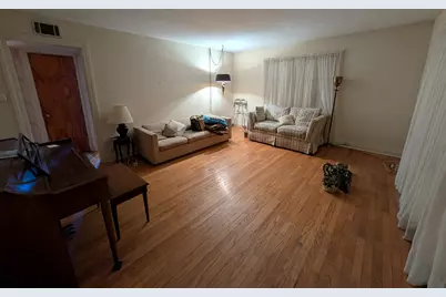 9319 N Knight Avenue, Des Plaines, IL 60016 - Photo 2