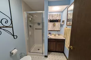 9319 N Knight Ave, Des Plaines, IL 60016 - Photo 18