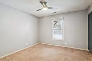 16 W Fern Ct, Palatine, IL 60067 - Photo 8