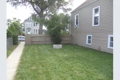 1324 Clinton Avenue, Berwyn, IL 60402 - Photo 14