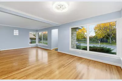 4656 N Narragansett Avenue, Harwood Heights, IL 60706 - Photo 16