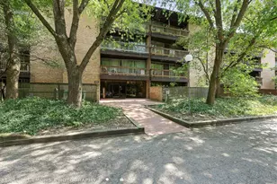 5600 Hillcrest Ln, Lisle, IL 60532 - Photo 1