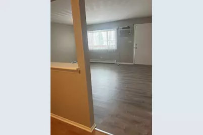 8817 S Roberts Rd Street #7, Hickory Hills, IL 60457 - Photo 4