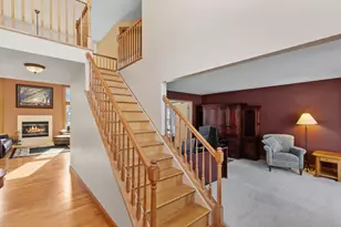 433 Running Deer Ln, Gilberts, IL 60136 - Photo 6