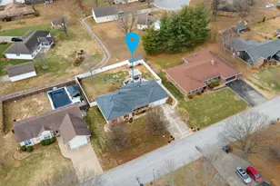 1402 Matthew Ln, Marion, IL 62959 - Photo 44