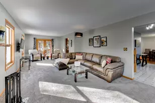 6409 Ojibwa Ln, McHenry, IL 60050 - Photo 8