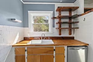 491 Congdon Ave, Elgin, IL 60120 - Photo 12