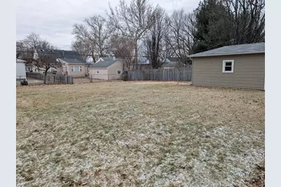 3832 27th Avenue, Rock Island, IL 61201 - Photo 4