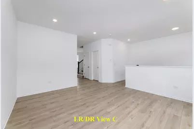 1703 Neubauer Circle, Lindenhurst, IL 60046 - Photo 8