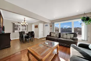 6628 W 63rd Pl, Chicago, IL 60638 - Photo 10
