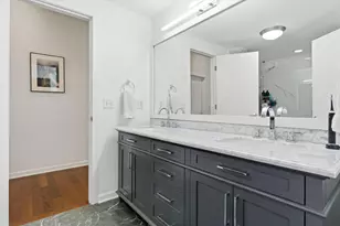 1521 W Haddon Ave, Chicago, IL 60642 - Photo 10