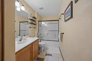 192 Brompton Ln, Sugar Grove, IL 60554 - Photo 12