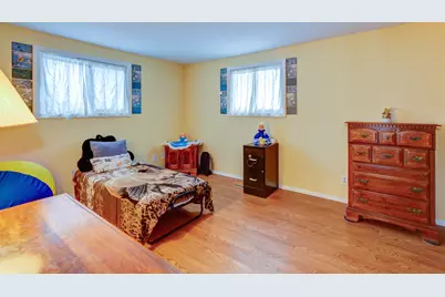 1416 Kings Road, Carpentersville, IL 60110 - Photo 12